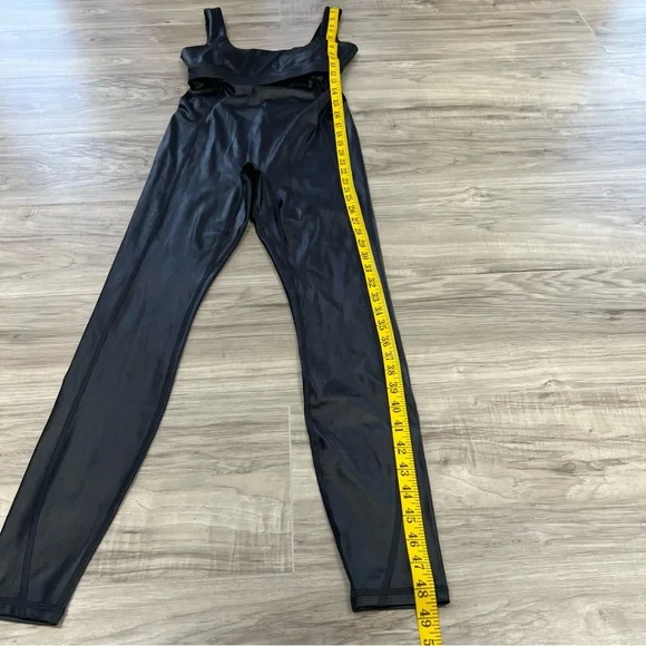 Khloe Kardashian X Fabletics Motion365+ Shine Jumpsuit Black Size XS NWT